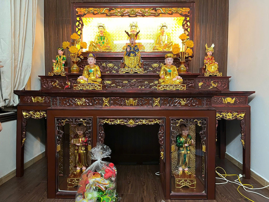 Mẫu điện thờ tư gia 009