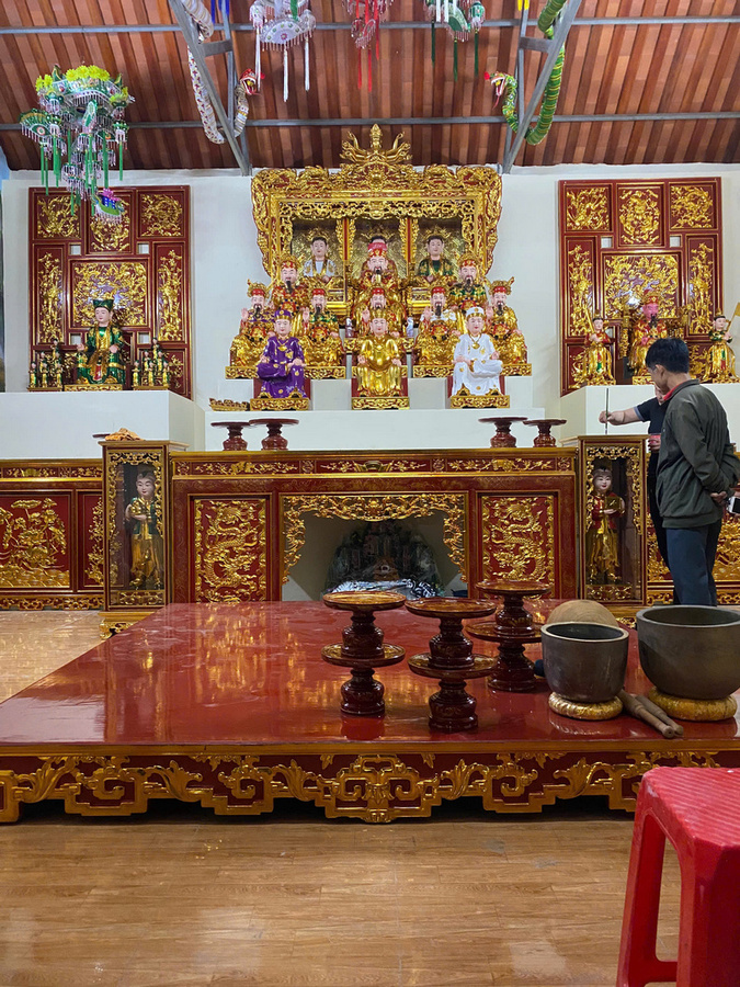 Mẫu điện thờ tư gia 019